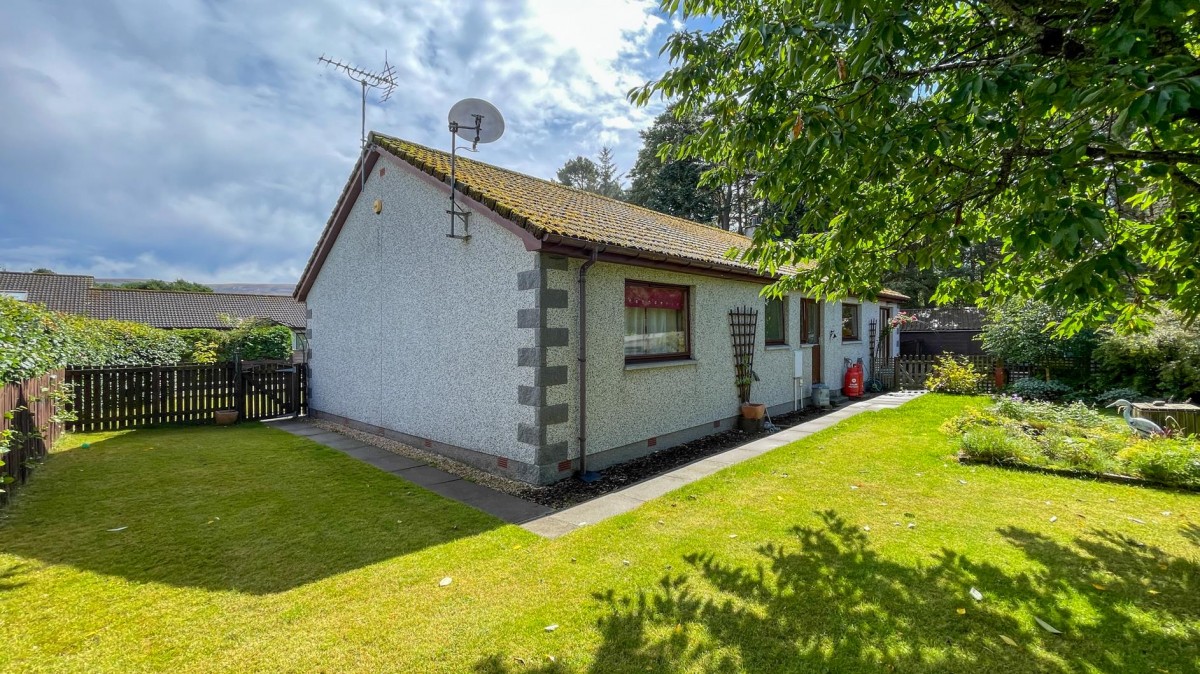 Images for 6 Sandys Way, Cromdale, Grantown on Spey EAID:massoncairnsltdapi BID:1