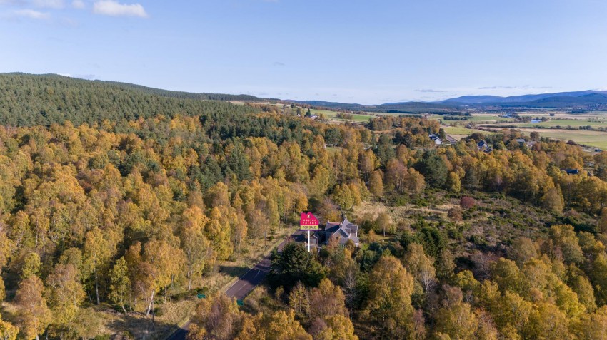 Images for Broom Cottage, Drumuillie, Boat Of Garten