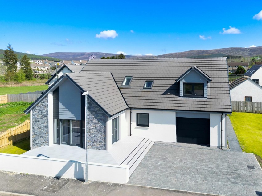 Images for 4 Auchroisk Road, Cromdale, Grantown on Spey