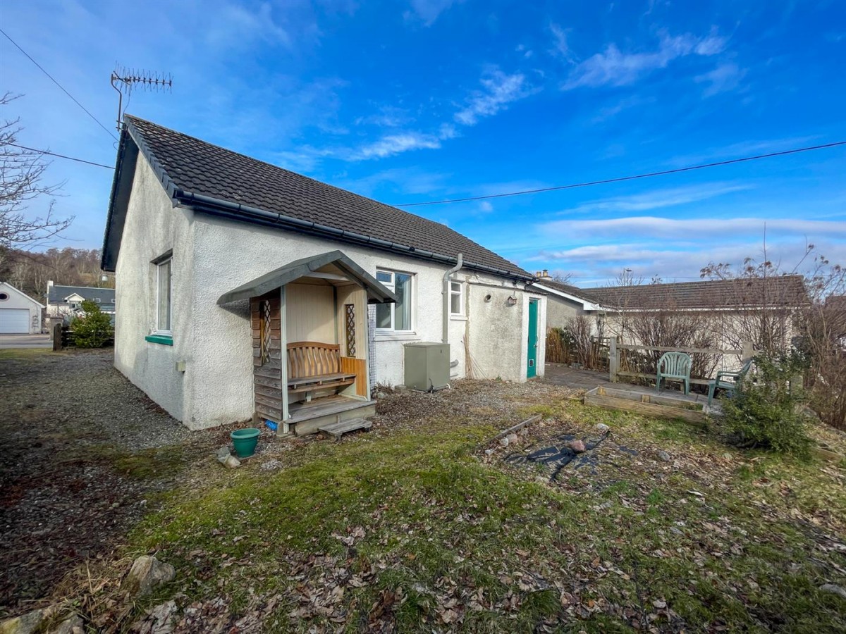 Images for Ballantrae, Craigdhu Road, Newtonmore EAID:massoncairnsltdapi BID:1