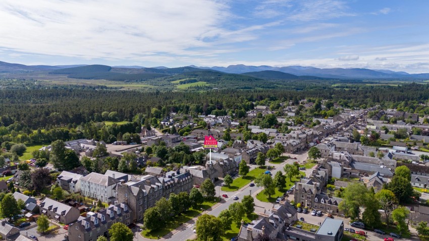 Images for 6 Speyside House, The Square, Grantown on Spey